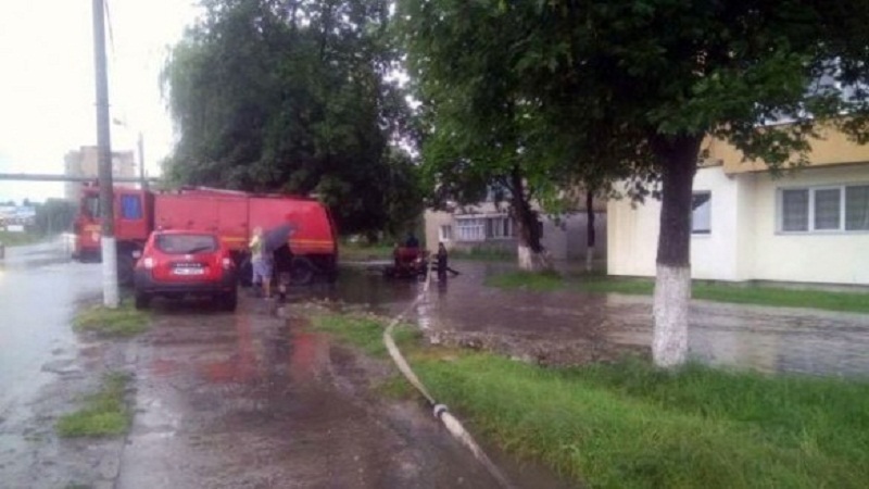 INUNDATII