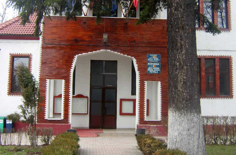 Primaria Petrila martie