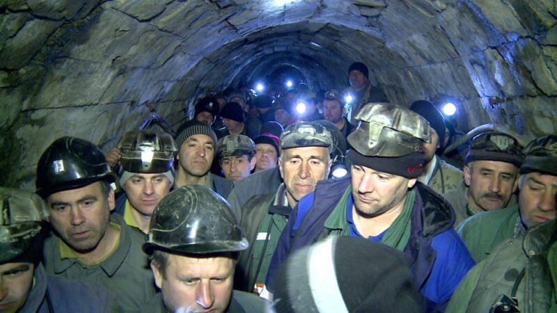 Mineri crucea 11